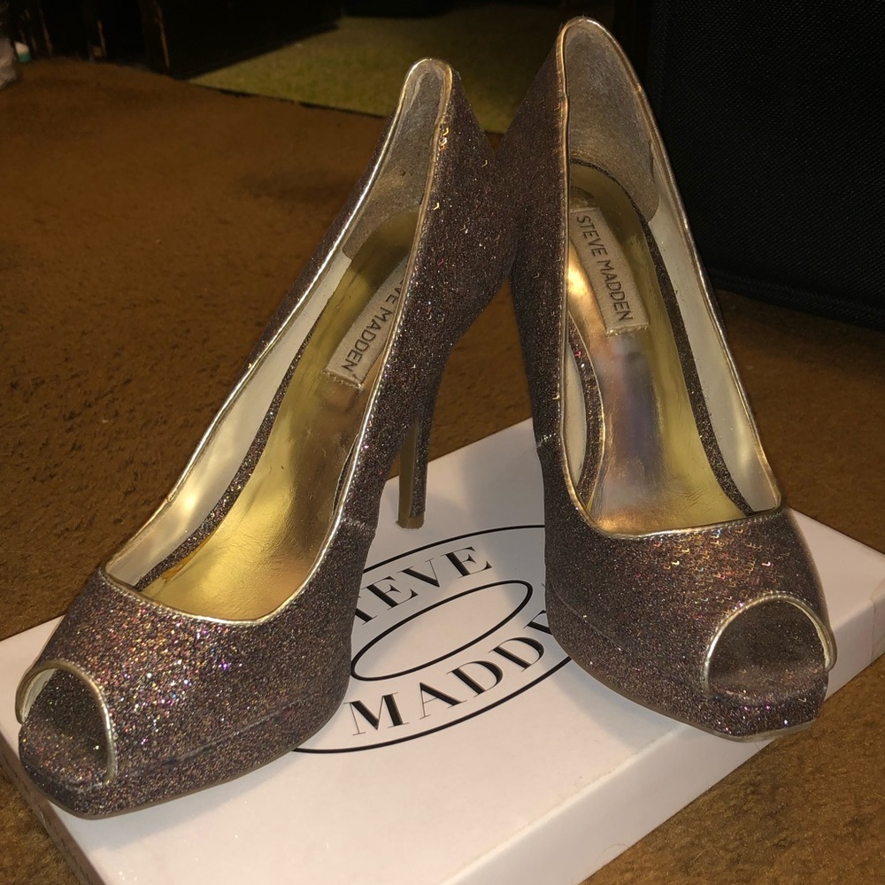 Steve Madden Multicolored Sparkle Peeptoe Pump